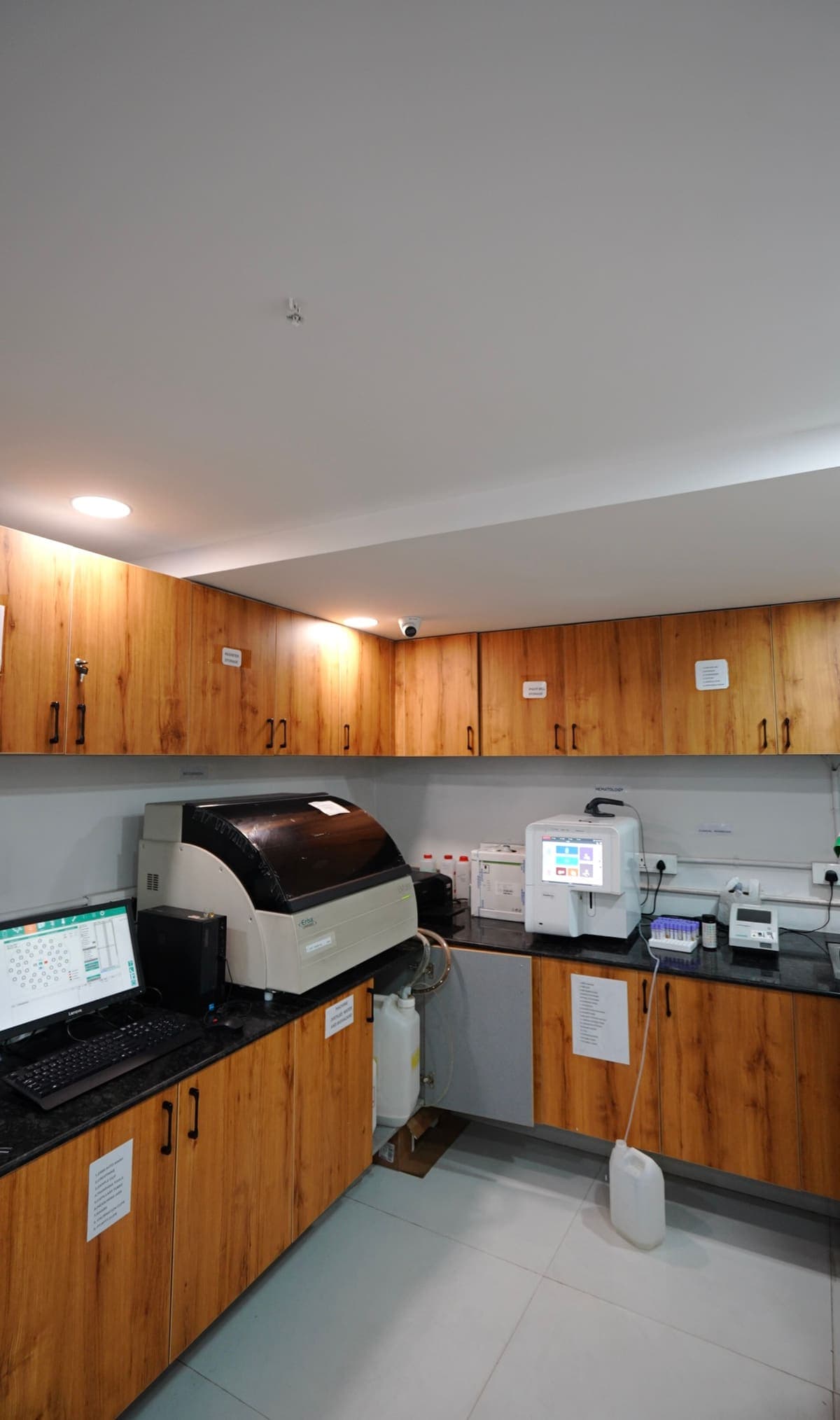 Diagnostics Lab